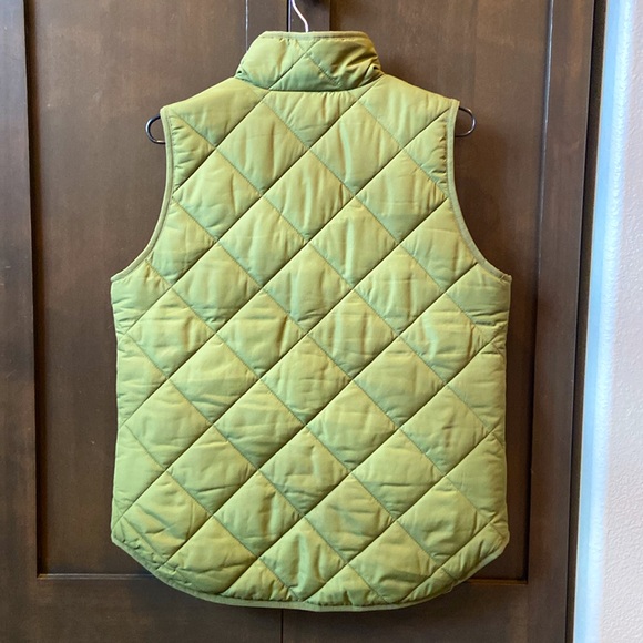 NWT, JCrew Mercantile Vest, Size Small - Picture 3 of 4